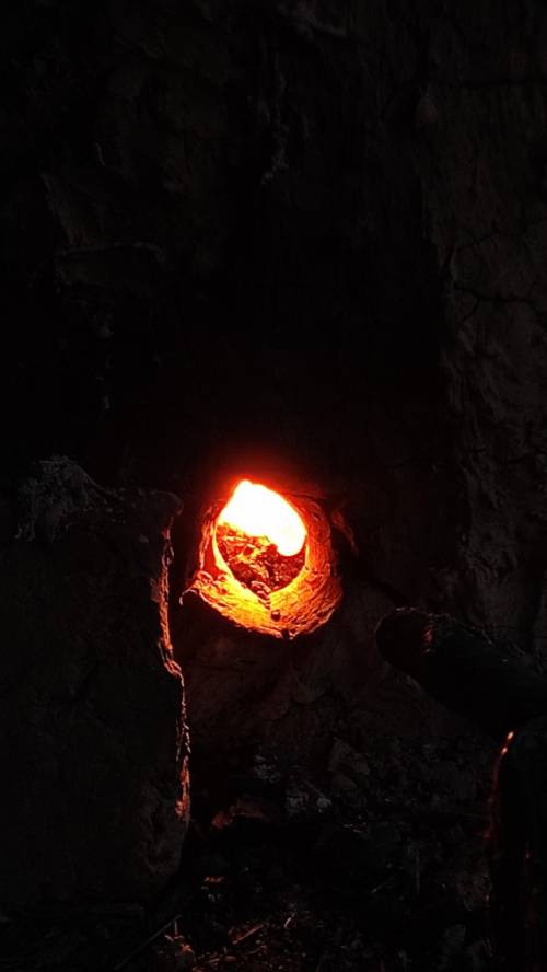 Płynąca skała płonna widoczna otworze dmuchowym 20.05.2023